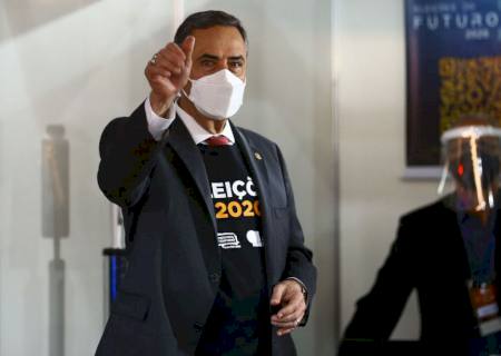 Downloads ''de última hora'' deixaram e-Título instável, diz Barroso