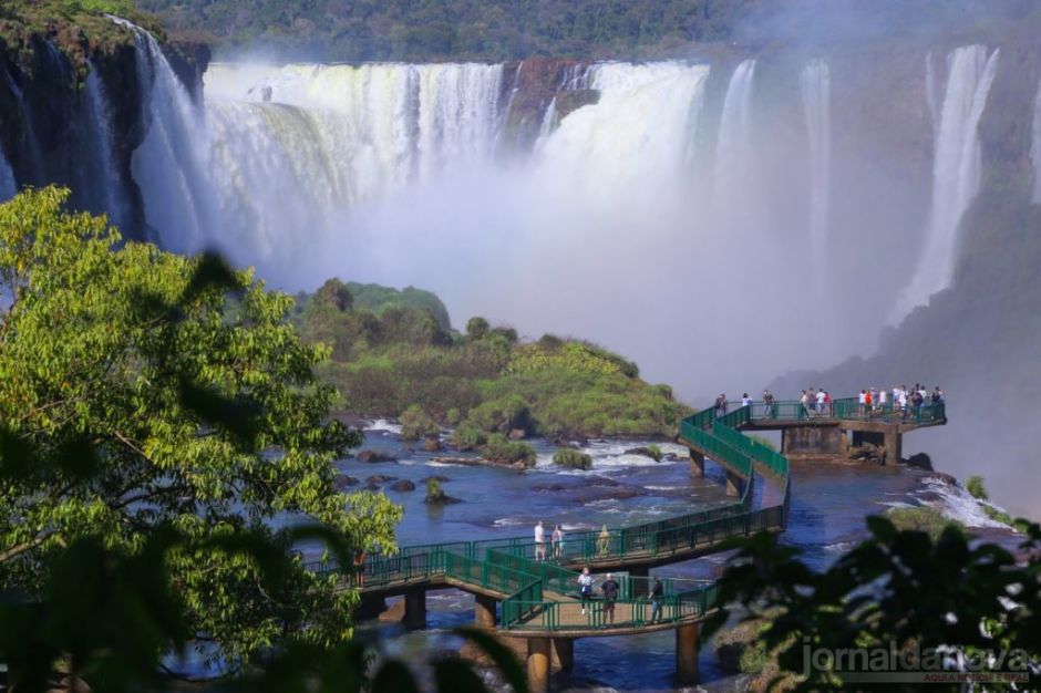 ''Quero continuar este belo trabalho desenvolvido até aqui'', diz nova chefe do Parque Nacional do Iguaçu