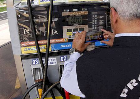 Procon inicia fiscalização a postos de combustíveis em MS