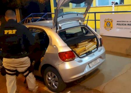 PRF prende traficante e batedores com carga de maconha em Rio Brilhante