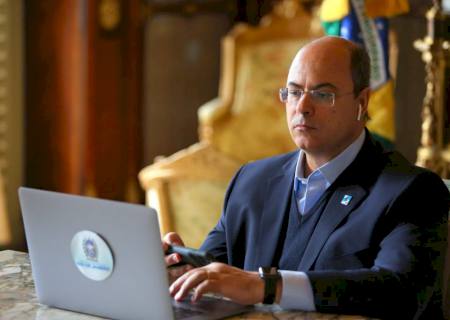 Witzel, pastor Everaldo e mais 11 são denunciados por corrupção e lavagem