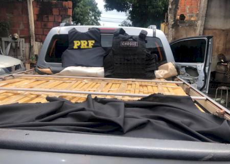 PRF e Choque apreendem quase 1 ton de maconha dentro de oficina em Campo Grande