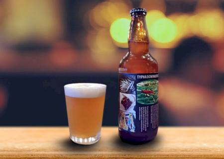 ISI Biomassa descobre fórmula de cerveja com uso de planta aquática como ingrediente