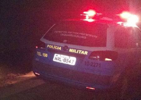 Homem é preso após agredir outro com pauladas na cabeça em Taquarussu