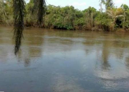 Funcionário isolado em fazenda tenta atravessar um rio a nado e acaba morrendo afogado