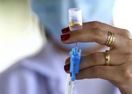 Opas diz que impacto de vacinas na pandemia vai levar meses