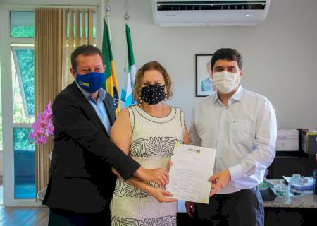 Secretaria de Educação segue decisão dos municípios de iniciar aulas online