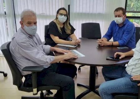 Assomasul discute com a SES compra de vacinas e eventuais medidas restritivas