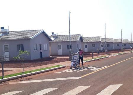 Renda para adesão a programas habitacionais da Agehab varia de R$ 1,3 mil a R$ 4,7 mil