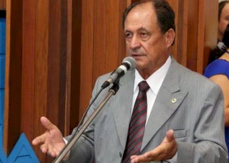 Proposições de Zé Teixeira atendem Caarapó, Douradina e Jardim