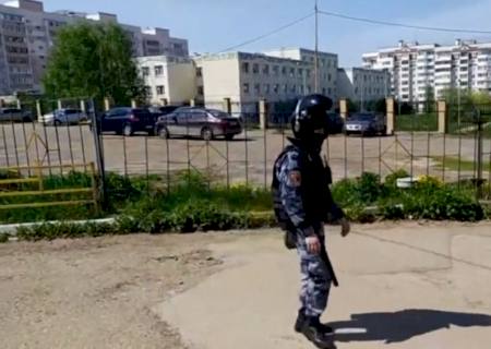 Tiroteio deixa pelo menos 11 mortos em escola na Rússia