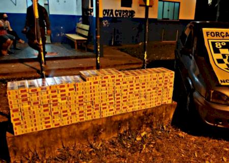 Força Tática apreende veículo lotado com caixas de cigarros na BR-267
