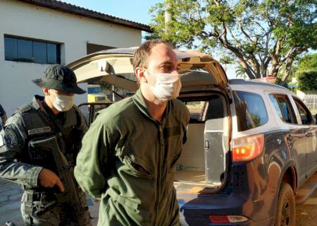 Vídeo: Cocaína apreendida em helicóptero pesou 250 quilos e está avaliada em R$ 7,5 milhões