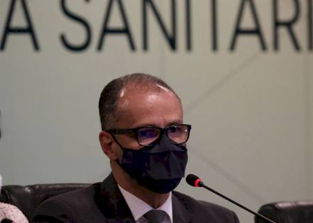 Presidente da Anvisa apela à população que tome segunda dose da vacina