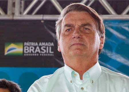 PGR pede abertura de inquérito para investigar Bolsonaro