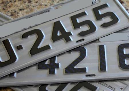 Julho é mês de licenciamento dos carros com placas finais 5 e 6