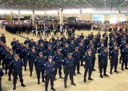 Reinaldo Azambuja autoriza promoção de mais 166 policiais e bombeiros