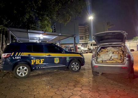 PRF apreende veículos com 861 kg de maconha em Terenos