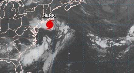 Furacão Henri se aproxima de Nova York e deixa 42 milhões em estado de alerta