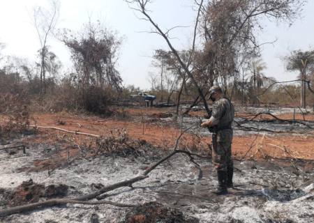 Vídeo: Após invasão de área da Prefeitura em Jardim, sem-terra é autuado pela Polícia Ambiental por incêndio