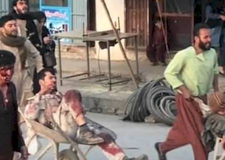 Explosões nos arredores do aeroporto de Cabul deixam pelo menos 20 mortos