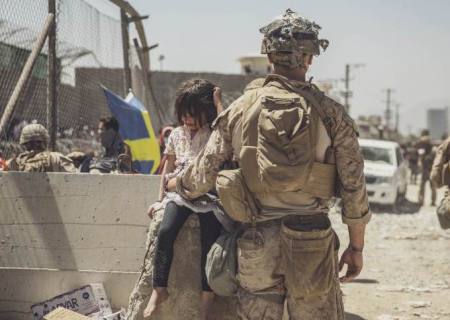 Talibãs declaram Emirado Islâmico do Afeganistão como nação livre