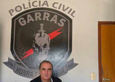 Livro conta história do ex-delegado Roberval Rodrigues