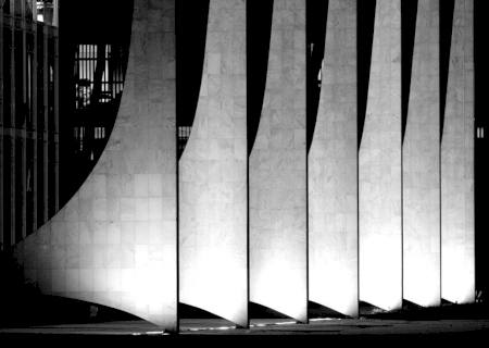 STF adia decisão sobre suspeição do ex-juiz Sergio Moro