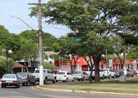 Julho é mês de licenciamento de veículos placas 5 e 6; confira o calendário