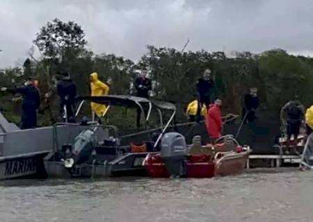 Pelo menos três pessoas morrem em naufrágio no rio Paraguai