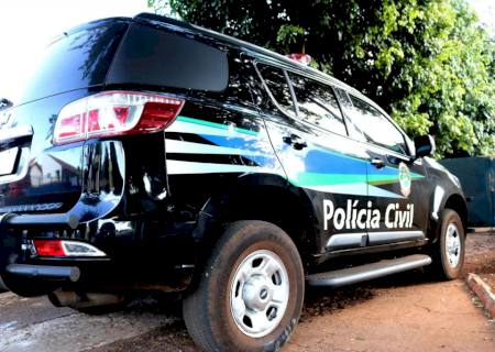 Mulher suspeita pela morte de casal de adolescentes em Rio Brilhante é presa em Coxim
