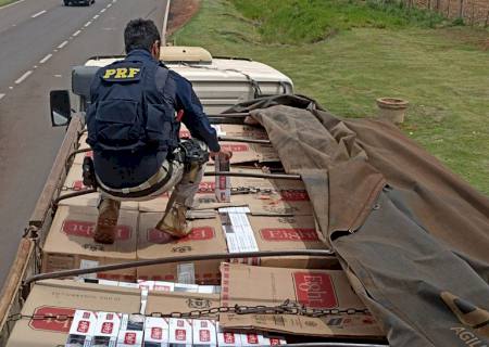 Paranaense é preso com carga milionária de cigarros contrabandeados em MS