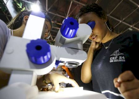 Auxílio Brasil integrará estudantes à Bolsa de Iniciação Científica