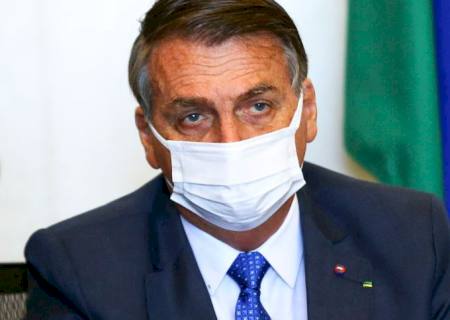 À CNN, Bolsonaro diz que casamento com PL vai gerar muitos filhos