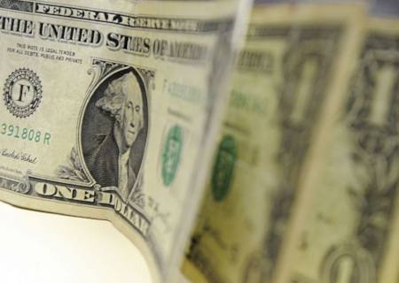 Dólar tem maior queda diária em dois anos e meio