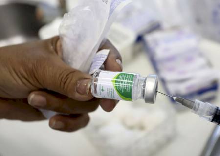 Testes mostram que atual vacina da gripe protege contra H3N2 Darwin