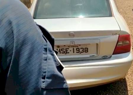 Vídeo: Carro com placas de Ivinhema é apreendido pela PMR em Maracaju abarrotado de maconha