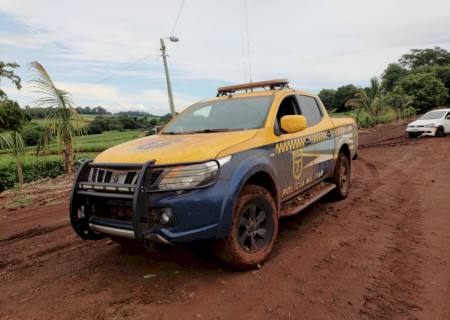 Contrabandista foge do TOR e abandona carro com cigarros avaliados em R$ 77 mil
