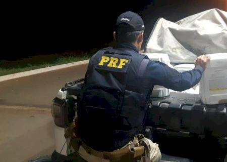 PRF apreende agrotóxico de uso proibido no Brasil na BR-267