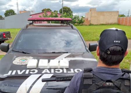 Traficante é preso com 4 tabletes de cocaína avaliados em R$ 200 mil na fronteira