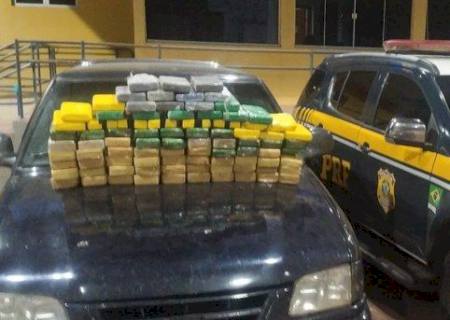 PRF apreende caminhonete com 93 kg de cloridrato e pasta-base de cocaína em MS