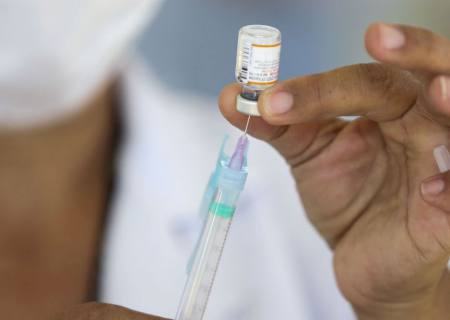 Vacinação contra a Covid-19 será ofertada em apenas 3 ESFs a partir desta segunda (25)