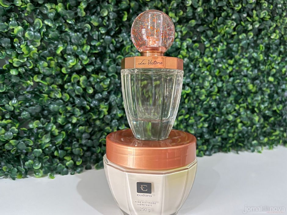 Carinho em forma de presente: Espaço Beleza Perfumaria, Cosméticos e Presentes tem opções para todos os bolsos