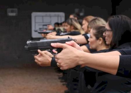 Garras promove instrução de combate em ambiente confinado