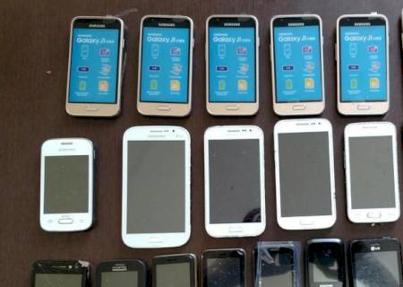 Projetos para bloquear celulares em cadeias estão parados há 10 anos