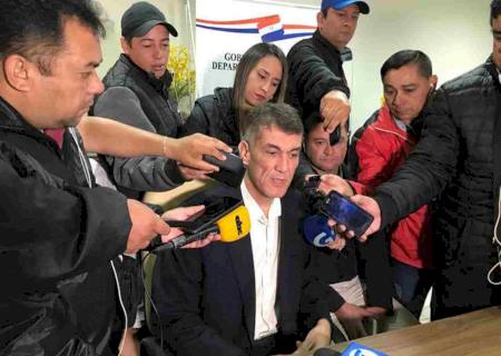 Irmão de prefeito assassinado na fronteira diz que governo do Paraguai ''está sem rumo''