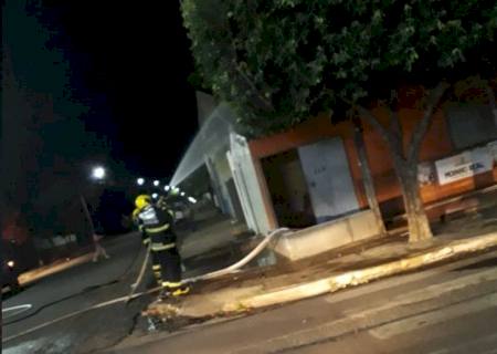 Incêndio destrói cozinha de lanchonete em Nova Andradina
