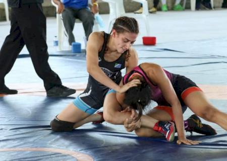 Fundesporte oferece curso gratuito para formação de treinadores de luta olímpica