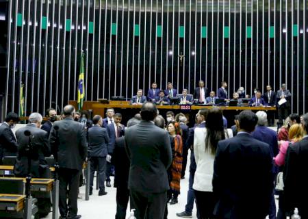 Câmara aprova PL que pune golpes cometidos por meio de redes sociais