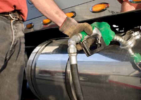 Diesel fica mais barato a partir de hoje nas refinarias com queda de R$ 0,20 no preço do litro